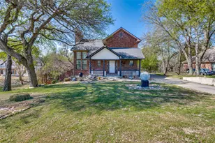 2460 Waterstone Dr, Cedar Hill, TX 75104 - Photo 1