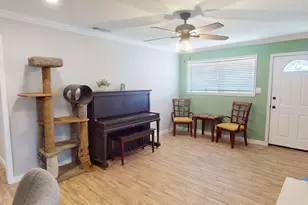 109 Carroll Dr, Athens, TX 75752 - Photo 10