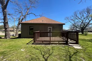 1711 Oriental St, Bonham, TX 75418 - Photo 10