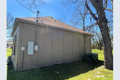 1711 Oriental Street, Bonham, TX 75418 - Photo 12