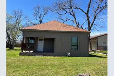 1711 Oriental Street, Bonham, TX 75418 - Photo 1