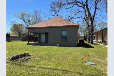 1711 Oriental Street, Bonham, TX 75418 - Photo 2