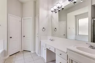 7901 Chaddington Dr, North Richland Hills, TX 76182 - Photo 20