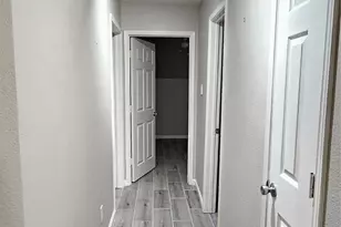 2956 S Bend Dr, Dallas, TX 75229 - Photo 8