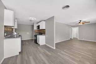 2709 New York Ave, Fort Worth, TX 76104 - Photo 10