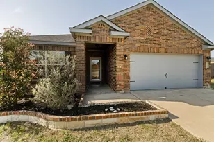 192 Buffalo Ridge Dr, Newark, TX 76071 - Photo 2