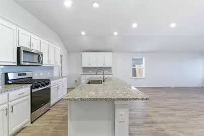 748 Ruellia Street, Weatherford, TX 76086 - Photo 16