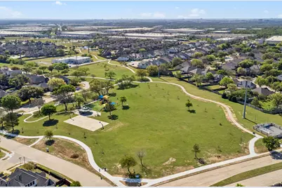 1717 Shadywood Lane, Flower Mound, TX 75028 - Photo 38