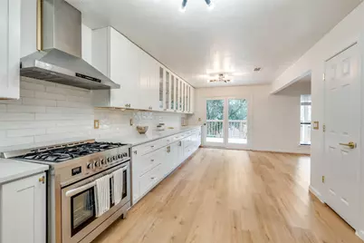 9130 Valley Chapel Lane, Dallas, TX 75220 - Photo 18