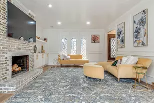 9130 Valley Chapel Ln, Dallas, TX 75220 - Photo 10