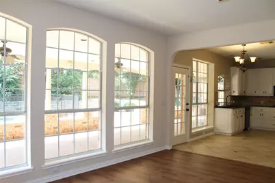 2719 Hidden Lake Drive, Grapevine, TX 76051 - Photo 10