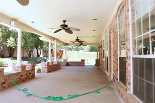 2719 Hidden Lake Dr, Grapevine, TX 76051 - Photo 36