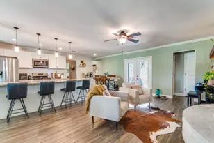 716 Thousand Oaks Dr, Hurst, TX 76054 - Photo 8