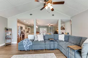 716 Thousand Oaks Dr, Hurst, TX 76054 - Photo 6