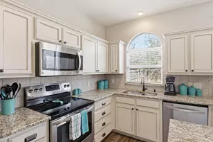 2675 Bull Shoals Dr, Fort Worth, TX 76131 - Photo 8