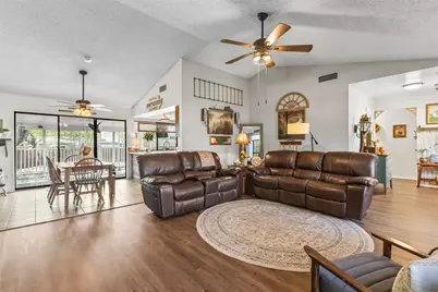 3906 Castlehill Court, Arlington, TX 76016 - Photo 12