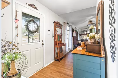 3906 Castlehill Court, Arlington, TX 76016 - Photo 8