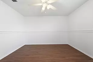 2932 Marco Dr, Grand Prairie, TX 75052 - Photo 20