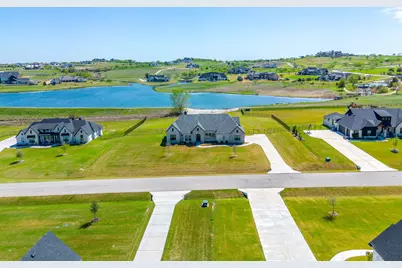 329 Mescalero Street, Aledo, TX 76008 - Photo 2