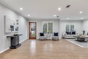 6151 Ravendale Ln, Dallas, TX 75214 - Photo 10