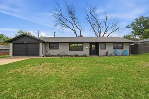 5509 Wharton Dr, Fort Worth, TX 76133 - Photo 1