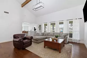 209 Lansford Dr, Benbrook, TX 76126 - Photo 10