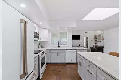 209 Lansford Drive, Benbrook, TX 76126 - Photo 18