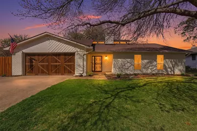 209 Lansford Drive, Benbrook, TX 76126 - Photo 2