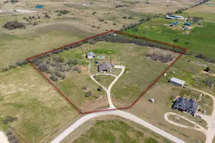 5750 High Mesa Dr, Justin, TX 76247 - Photo 6