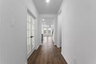 1227 Stockton Trl, Red Oak, TX 75154 - Photo 2