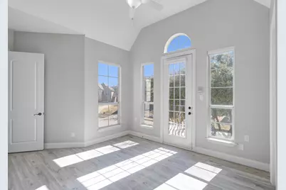1004 Drake Drive, Euless, TX 76039 - Photo 12