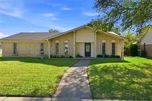 709 Colonial Dr, Garland, TX 75043 - Photo 1