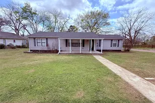 200 E Myrtle St, Winnsboro, TX 75494 - Photo 1