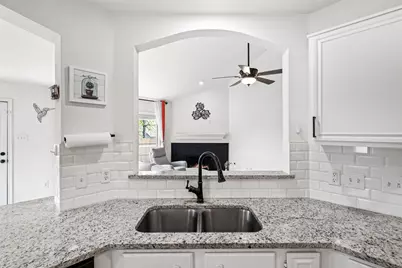 1011 Ridgecrest Drive, McKinney, TX 75069 - Photo 14