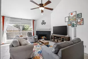 1011 Ridgecrest Dr, McKinney, TX 75069 - Photo 4