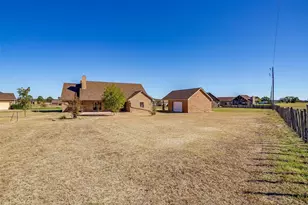 140 Champion Ct, Weatherford, TX 76087 - Photo 38