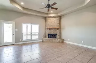 140 Champion Ct, Weatherford, TX 76087 - Photo 6