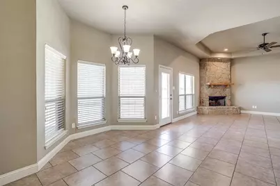 140 Champion Court, Weatherford, TX 76087 - Photo 18