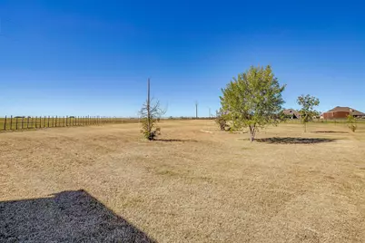 140 Champion Court, Weatherford, TX 76087 - Photo 40
