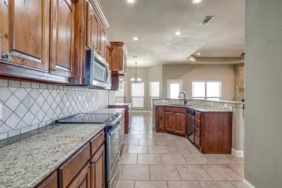 140 Champion Court, Weatherford, TX 76087 - Photo 14