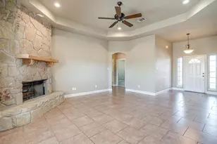 140 Champion Ct, Weatherford, TX 76087 - Photo 10