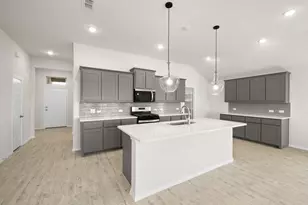 1912 Seminole Dr, Cleburne, TX 76033 - Photo 8