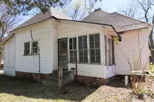 219 E Jordan St, Grand Saline, TX 75140 - Photo 10