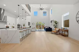 623 Parkview Ave, Dallas, TX 75223 - Photo 10