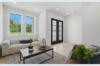 623 Parkview Avenue, Dallas, TX 75223 - Photo 8