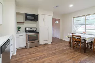 306 W Marble St, Wylie, TX 75098 - Photo 6
