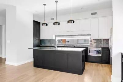 3704 W Beverly Drive, Dallas, TX 75209 - Photo 1