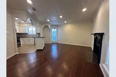 1600 Pecan Chase Circle #6, Arlington, TX 76012 - Photo 8