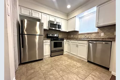 1600 Pecan Chase Circle #6, Arlington, TX 76012 - Photo 12