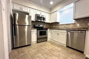 1600 Pecan Chase Circle, Arlington, TX 76012 - Photo 12